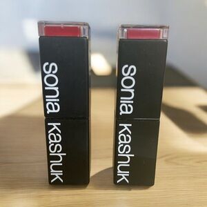 Lot of 2 Sonia Kashuk Lipstick Satin Luxe Lip Color Classic Red Bundle Tested